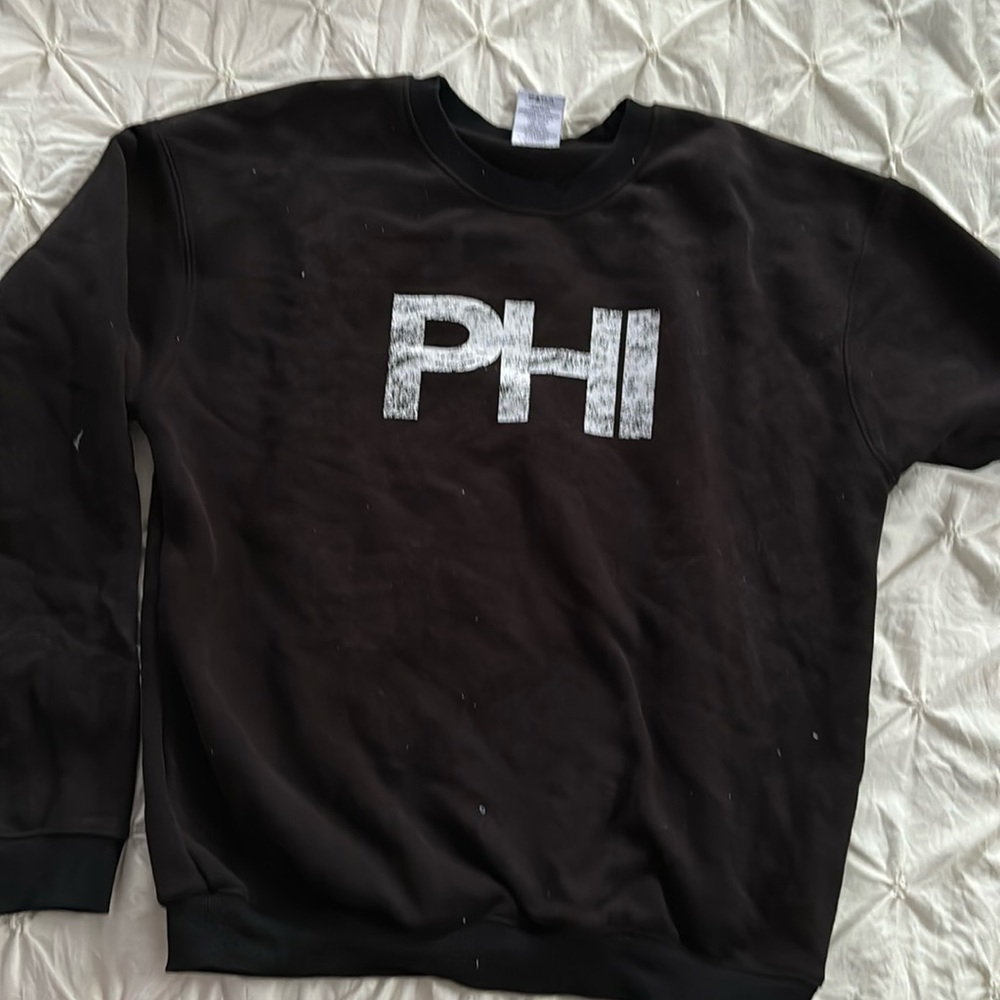 PHI Crewneck sweater